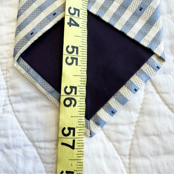CHAPS Ralph Lauren Silk Preppy Necktie MADE IN USA Blue and Cream Stripe - Picture 7 of 7